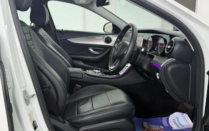 Used Mercedes E220 SE 194 HP (142 kW) 2020 Sedan