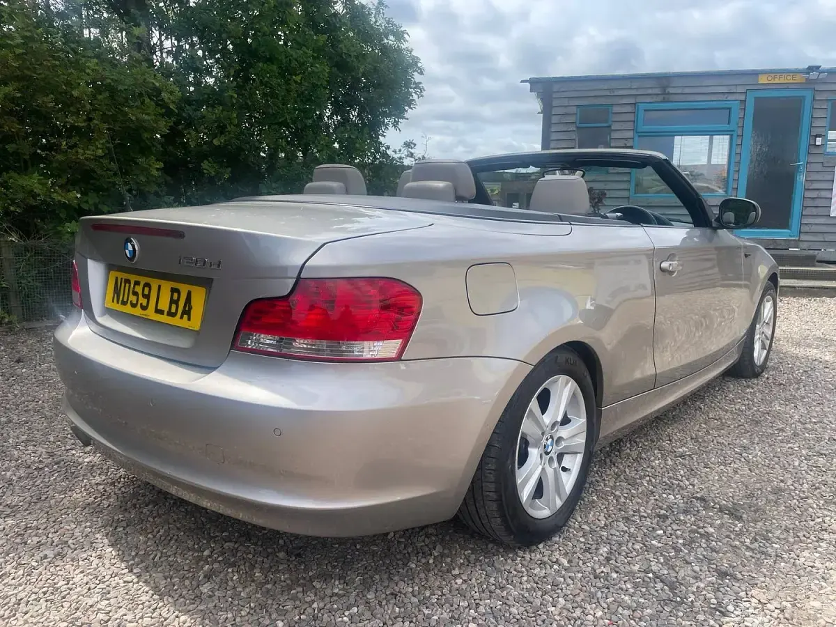Used BMW 120 Cabriolet Comfort Edition 177 HP (130 kW) 2009 Silver Cabriolet