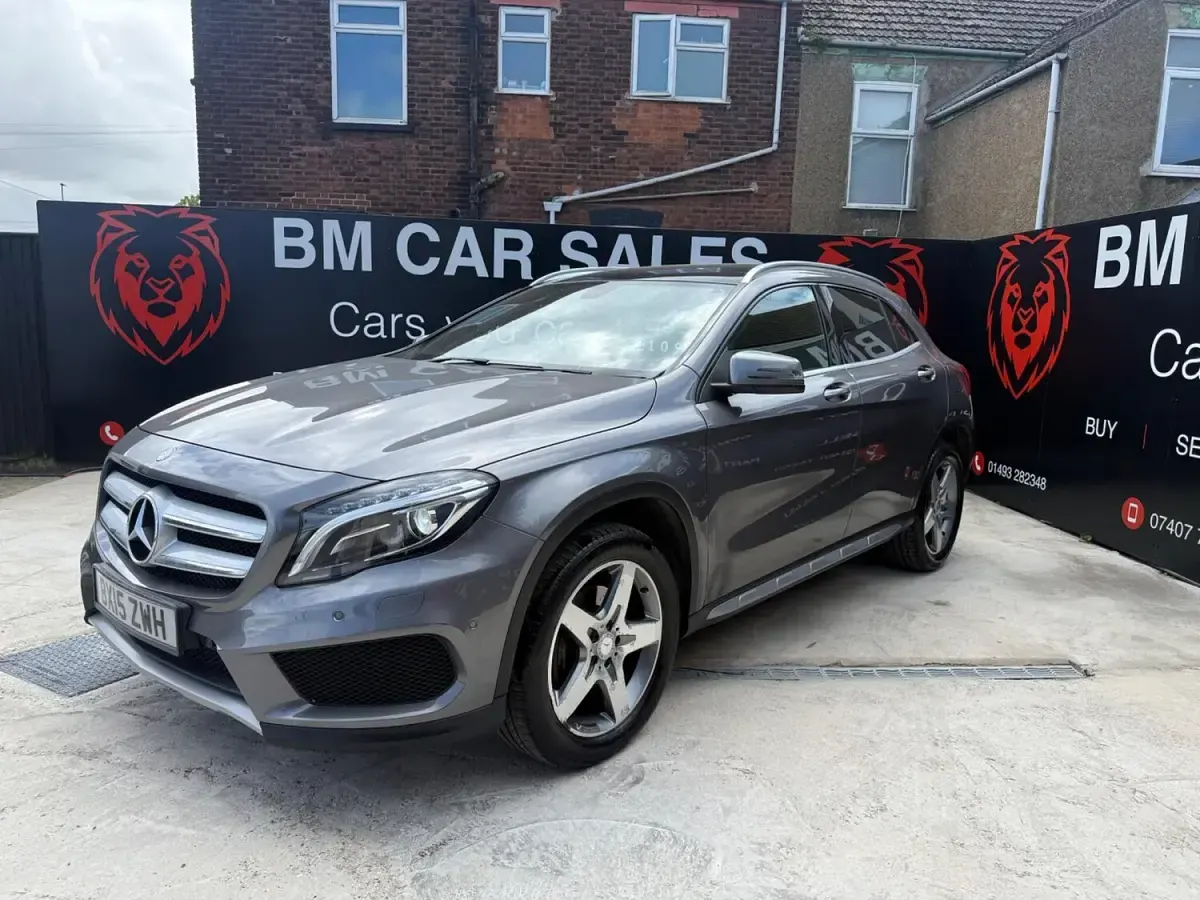 Used Mercedes GLA220 AMG line 170 HP (125 kW) 2015 Grey SUV