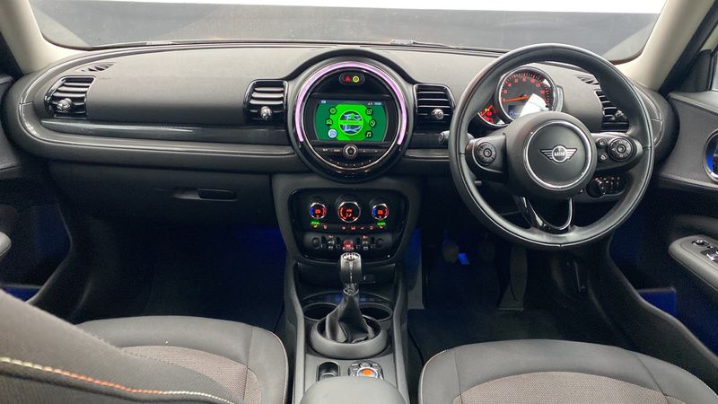 Used Mini Cooper Clubman Classic 134 HP (98 kW) 2019 White Estate