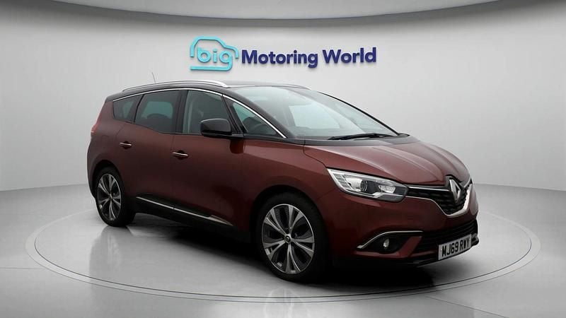 Used 2019 Renault Grand Scénic IV Signature MPV | £13,382 (Fair price) - Image 1/4