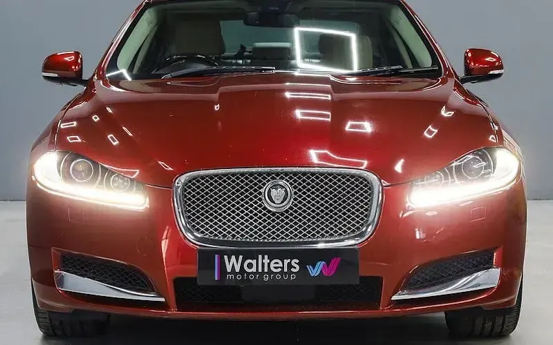Used Jaguar XF Premium Luxury 190 HP (139 kW) 2011 Sedan