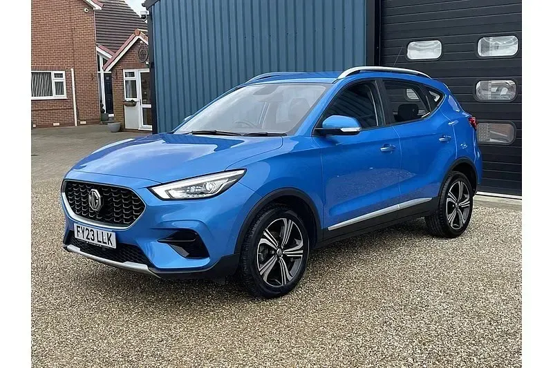 Usado MG ZS Excite 106 CV (77 kW) 2023 Azul SUV