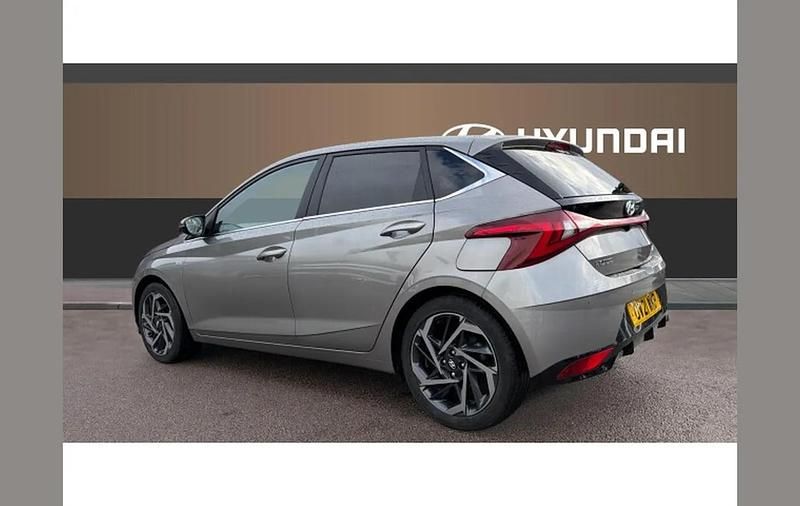 Used Hyundai i20 Premium 100 HP (73 kW) 2021 Other Hatchback