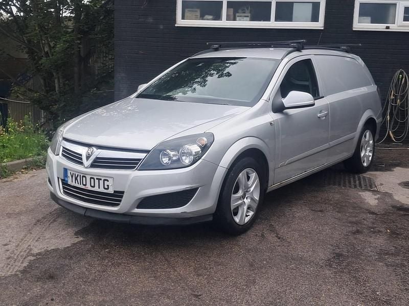Silver Used 2010 Vauxhall Astra Sportive Van | £1,200 - Image 1/4