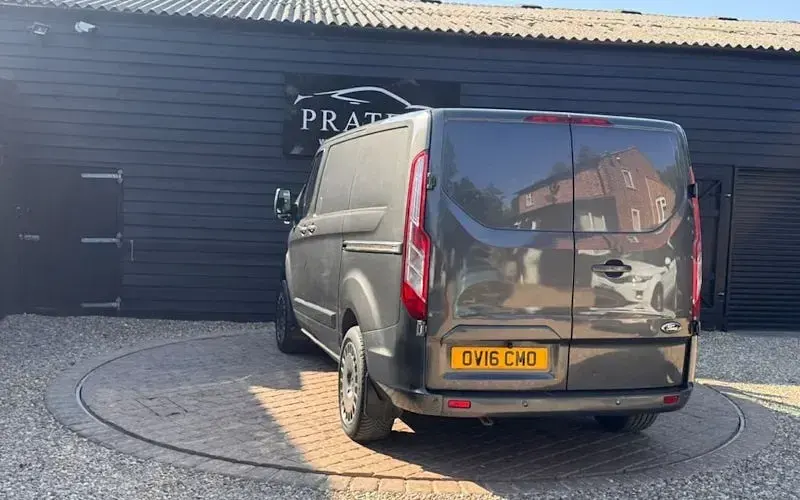 Used Ford Transit Custom Limited 125 HP (91 kW) 2015 Grey Van