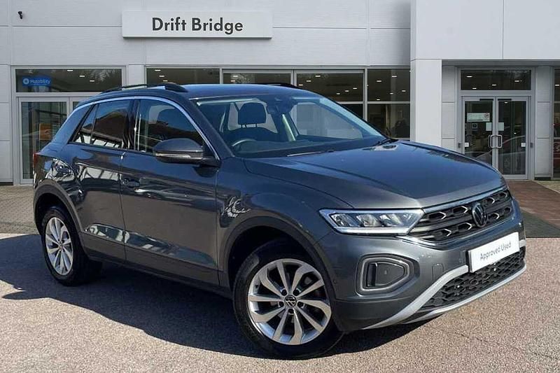 Grey Used 2022 VW T-Roc Life SUV | £20,995 (Fair price) - Image 1/4