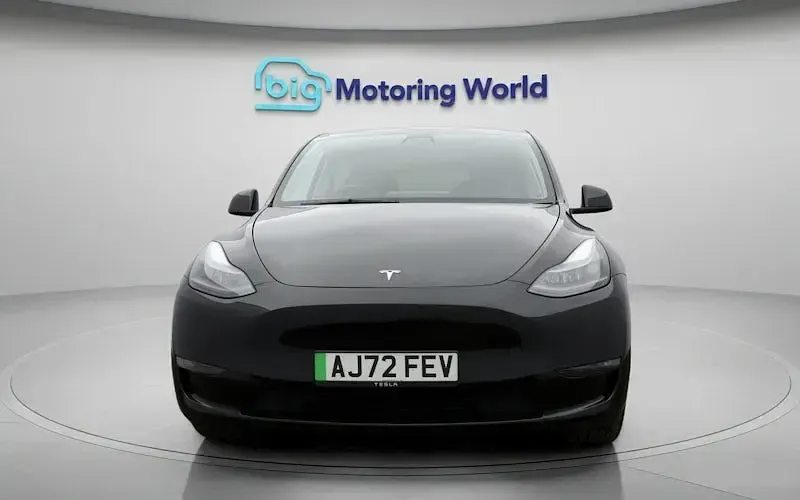 Used Tesla Model Y Long Range AWD 286 kW (389 HP) 2025 SUV