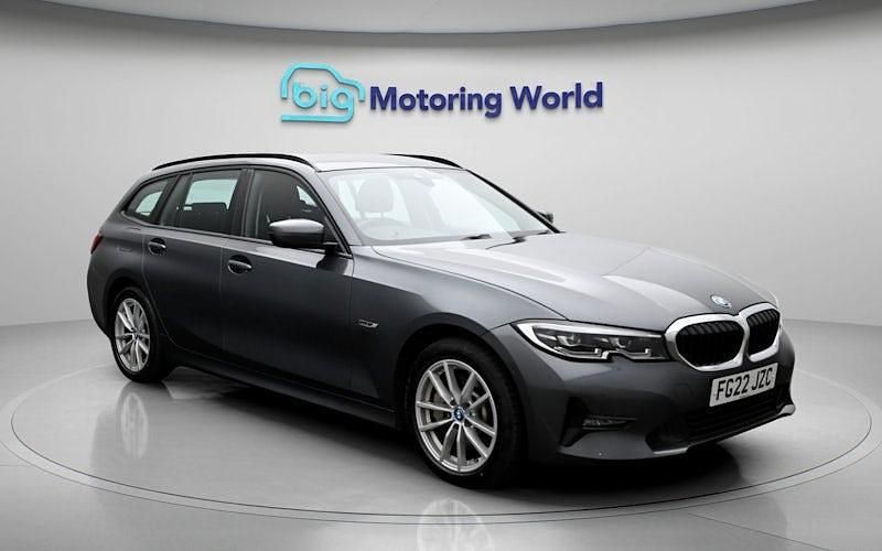 Used BMW 330e 292 HP (214 kW) 2022 Grey Estate