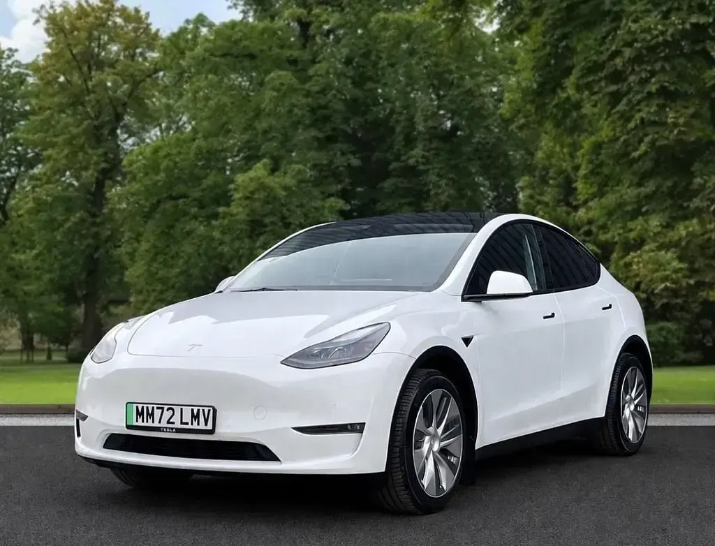 Usado Tesla Model Y 282 kW (384 HP) 2022 Branco SUV