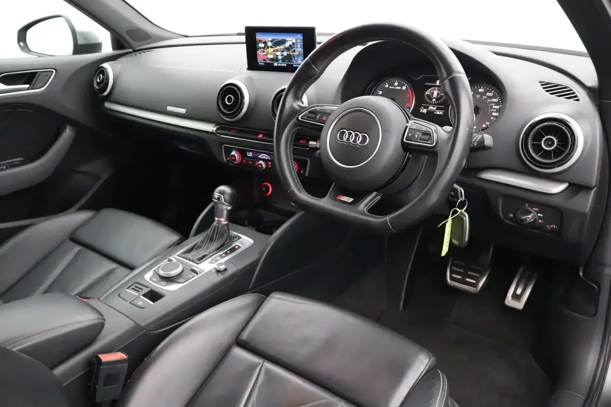 Used Audi S3 Sportback Comfort 296 HP (217 kW) 2016 Grey Hatchback