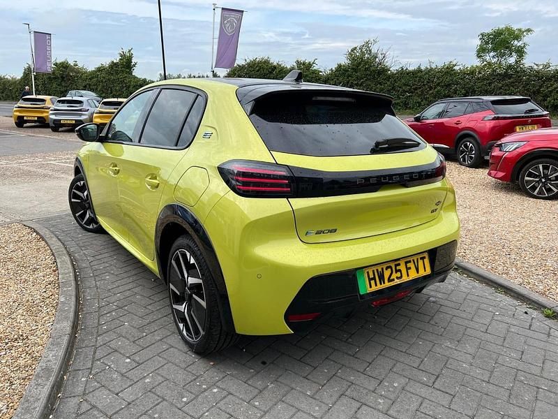 Used Peugeot e-208 GT 98 kW (134 HP) 2025 Yellow Hatchback