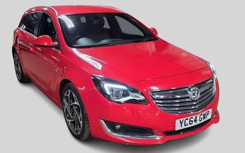 Used Vauxhall Insignia SRi 140 HP (102 kW) 2014 Red Estate