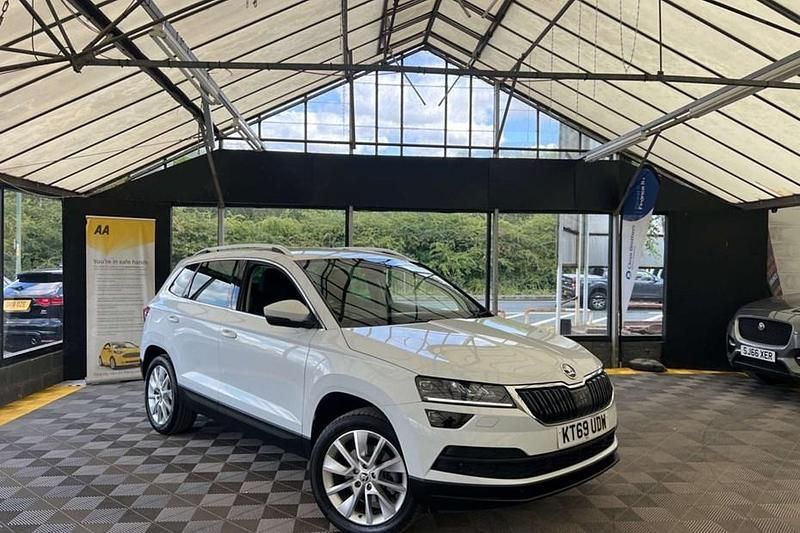 White Used 2020 Skoda Karoq SE L SUV | £16,750 (Good price) - Image 1/1