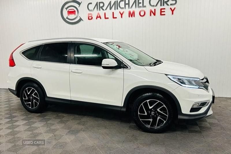White Used 2017 Honda CR-V SE Plus SUV | £7,675 (Fair price) - Image 1/1