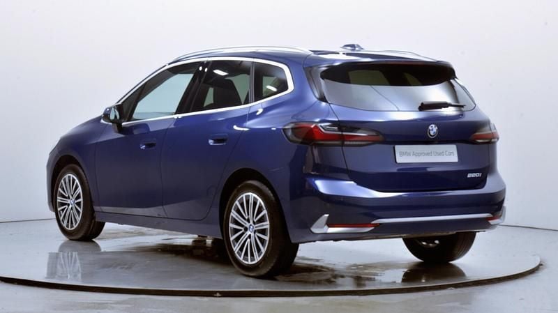 Used BMW 220 Active Tourer Luxury Line 168 HP (123 kW) 2022 Blue MPV