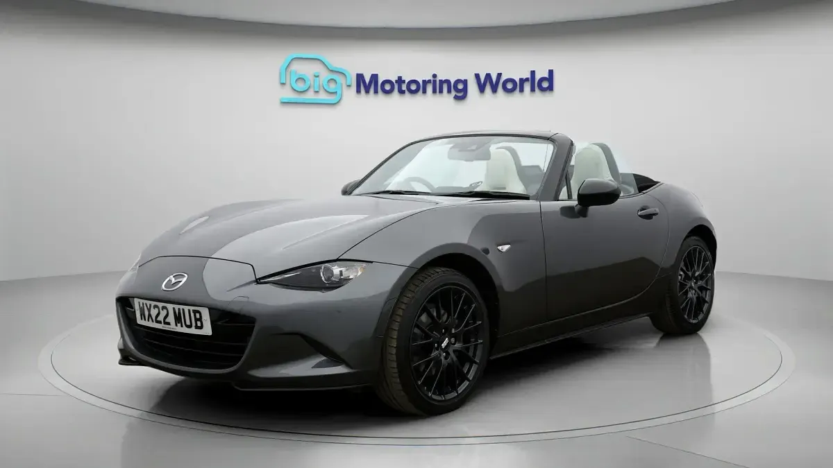 Käytetty Mazda MX5 Inclusive 184 HP (135 kW) 2022 Harmaa Avoauto