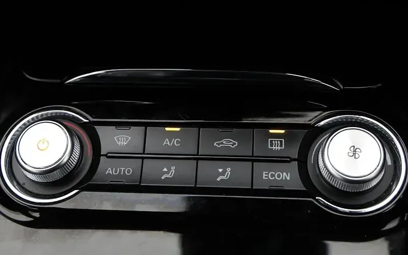 Used MG MG5 EV Exclusive 114 kW (156 HP) 2022 Silver Estate
