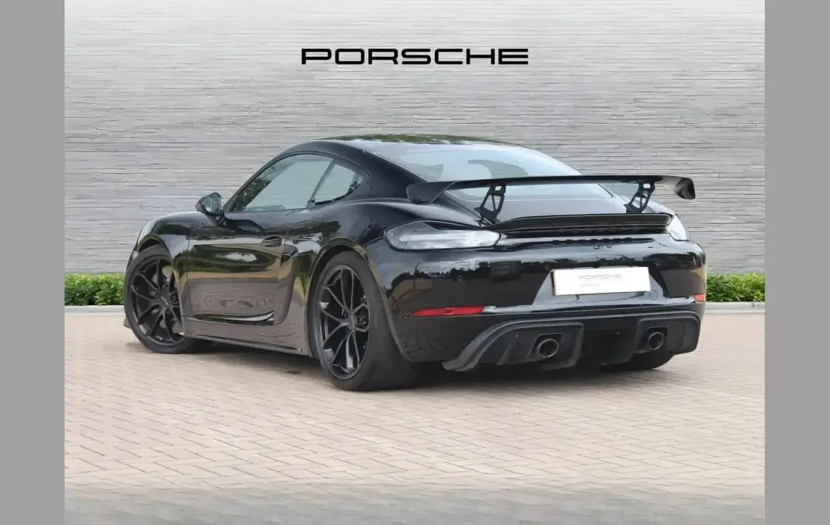 Used Porsche Cayman GT4 414 HP (304 kW) 2020 Black Coupe
