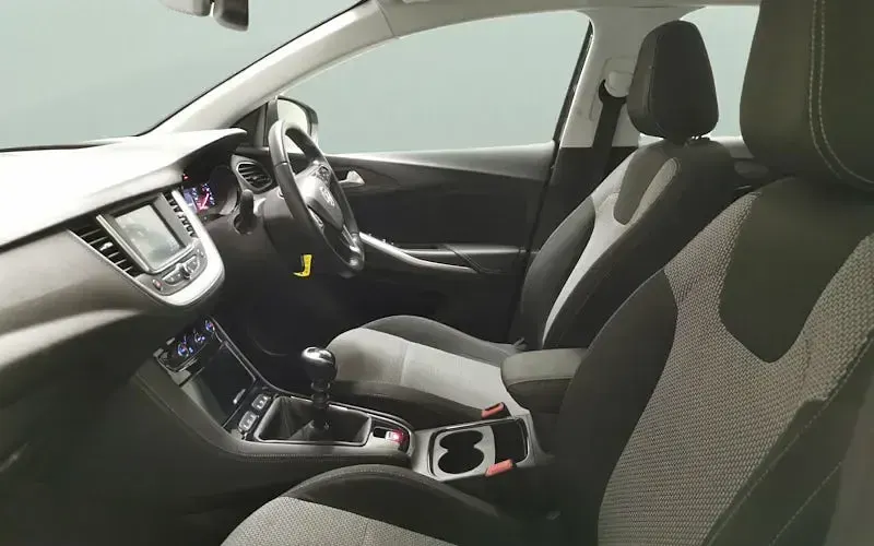 Used Vauxhall Grandland X 131 HP (96 kW) 2021 Grey SUV