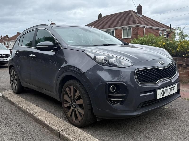 Silver Used 2016 Kia Sportage 3 SUV | £9,699 (Fair price) - Image 1/2