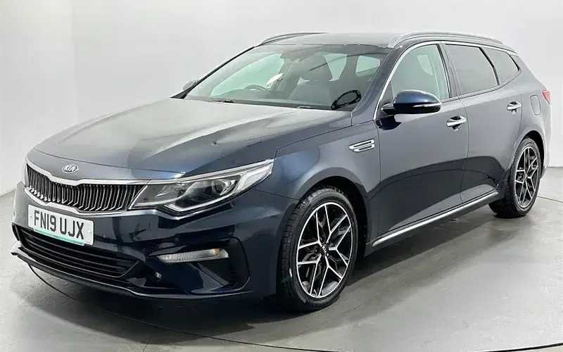Second-hand Kia Optima 136 CP (100 kW) 2019 Albastru Break