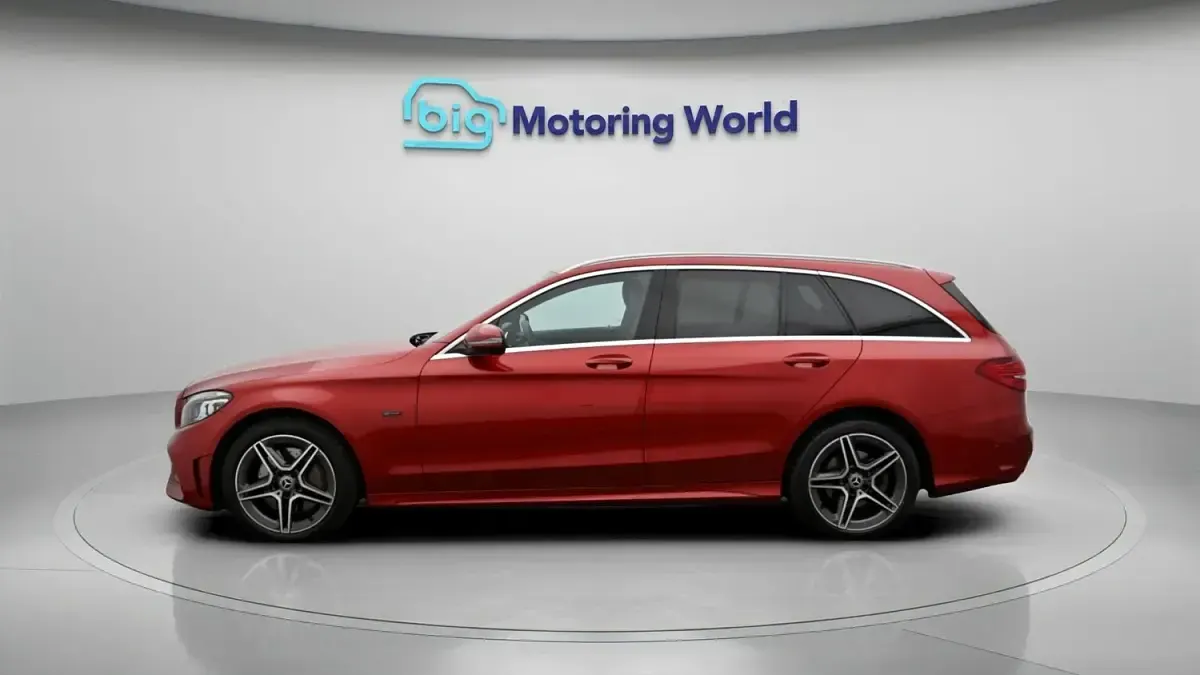 Used Mercedes C300 AMG line 2020 Red Estate