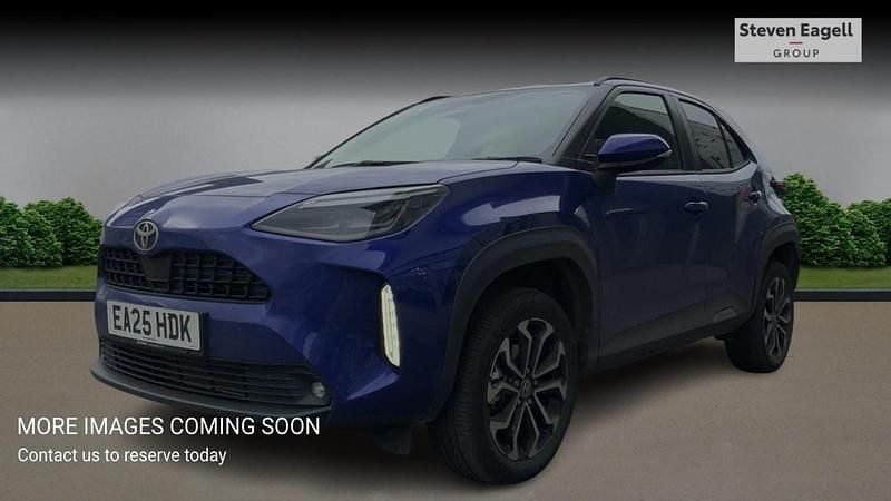 Used Toyota Yaris Hybrid Design 116 HP (85 kW) 2025 Blue Hatchback