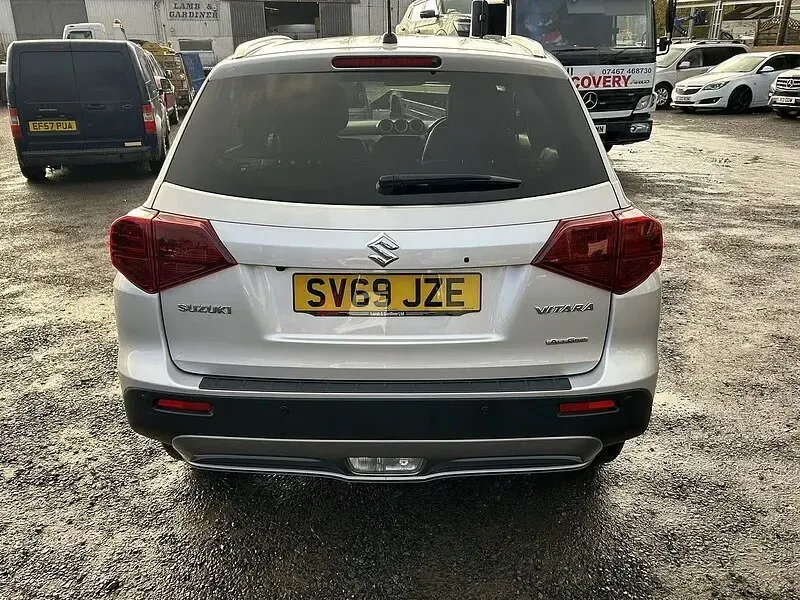 Used Suzuki Vitara SZ5 140 HP (102 kW) 2019 Silver SUV