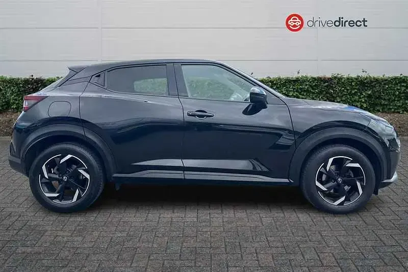 Used Nissan Juke N-Connecta 114 HP (83 kW) 2023 Black SUV