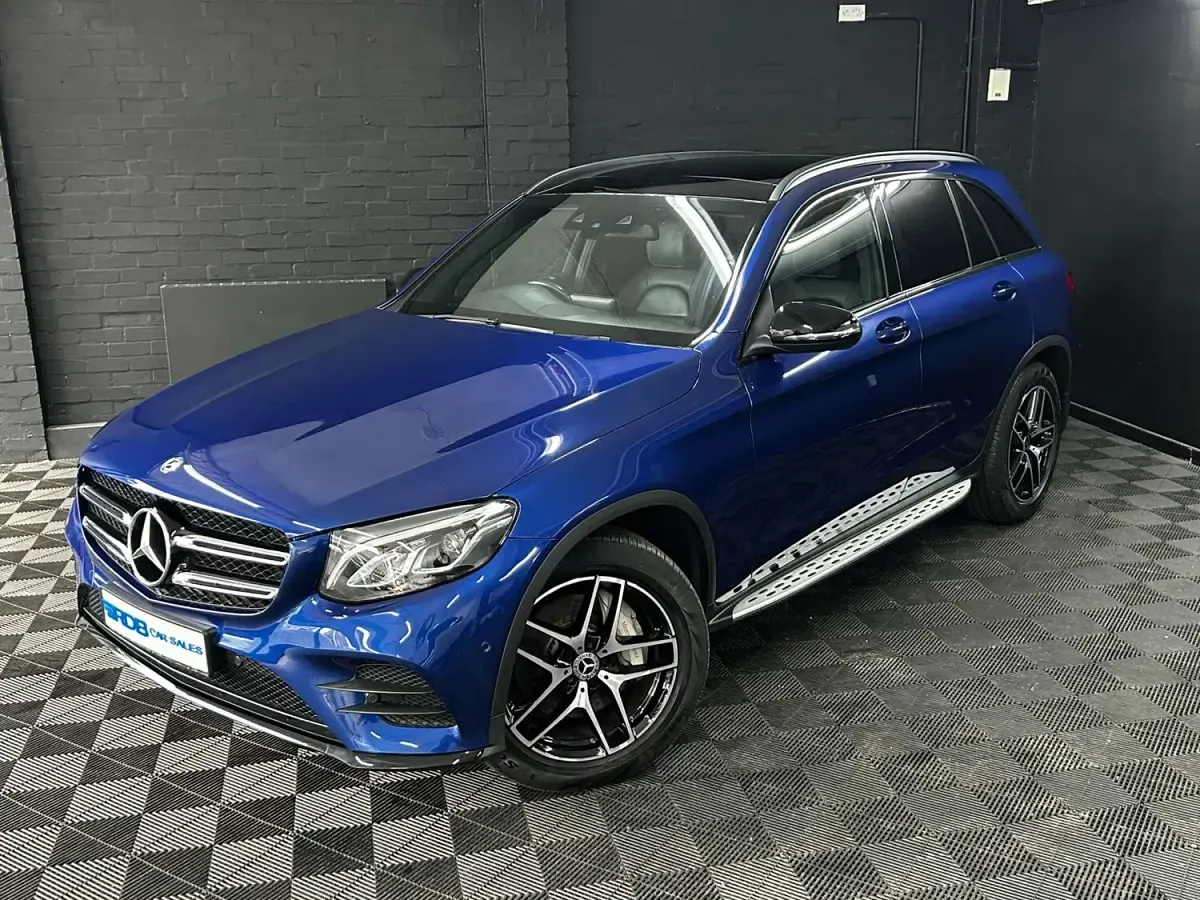 Used Mercedes GLC250 AMG 204 HP (150 kW) 2019 Blue Estate