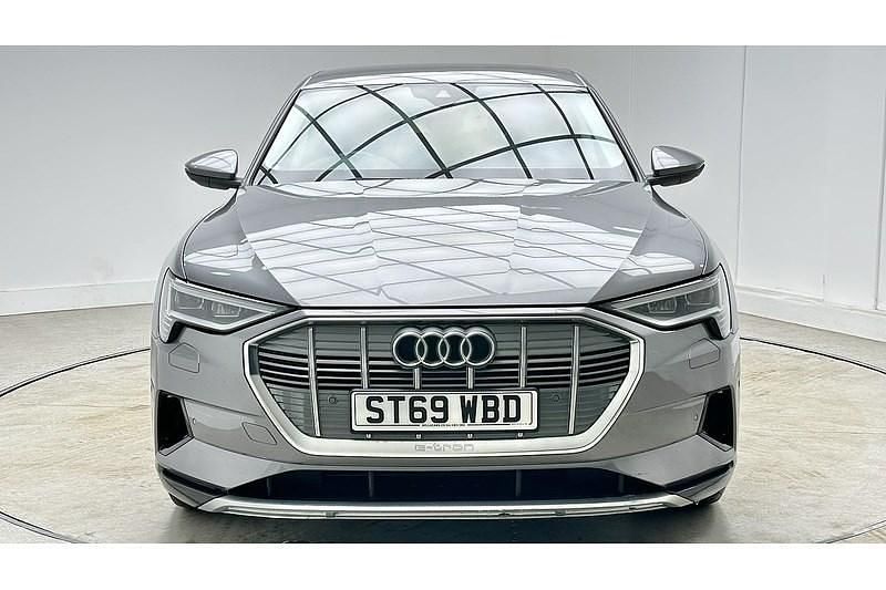 Used Audi e-tron Advanced 300 kW (408 HP) 2019 Grey SUV