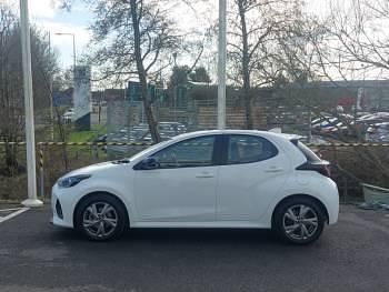 Used Mazda 2 Exclusive-Line 116 HP (85 kW) 2024 White Hatchback