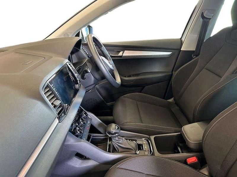 Used Skoda Karoq SE Drive 147 HP (108 kW) 2022 Brilliant silver metallic SUV