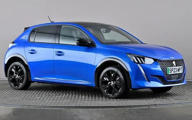 Second-hand Peugeot e-208 GTi 100 kW (136 CP) 2023 Hatchback
