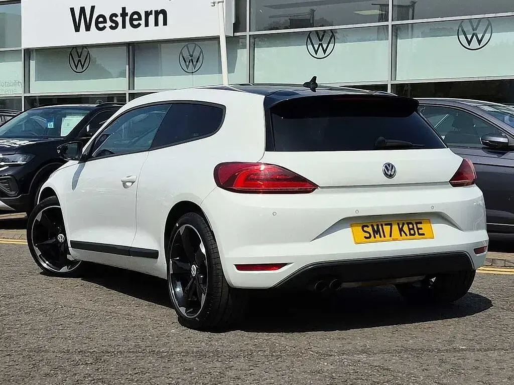 Used VW Scirocco Black Edition 125 HP (91 kW) 2017 White Coupe