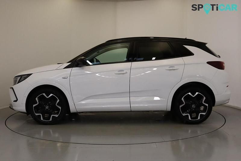 Used Vauxhall Grandland X Ultimate 128 HP (94 kW) 2022 White SUV