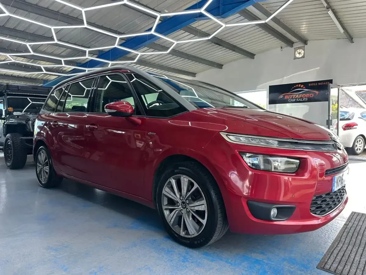 Begagnad Citroën Grand C4 Picasso Exclusive 2016 Röd Minibuss
