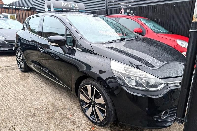 Black Used 2016 Renault Clio IV Dynamique Hatchback | £4,995 (Fair price) - Image 1/1