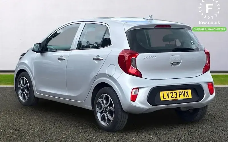 Used Kia Picanto 67 HP (49 kW) 2023 Silver Hatchback