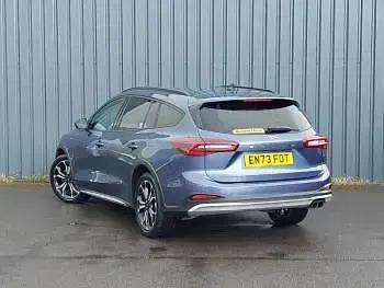 Used Ford Focus Active X 155 HP (114 kW) 2024 Blue Estate