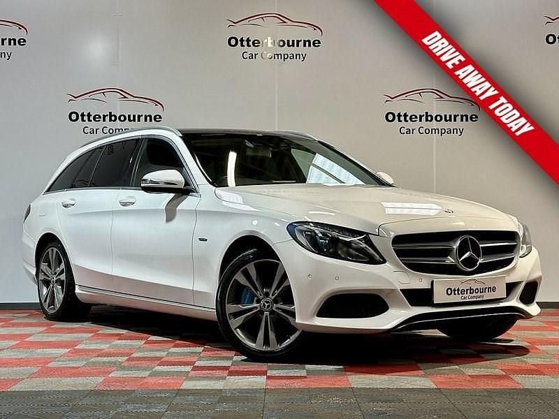 White Used 2016 Mercedes C350e Estate | £12,950 (Fair price) - Image 1/4