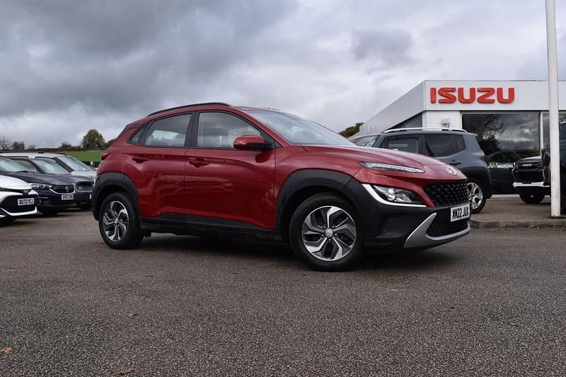 Red Used 2022 Hyundai Kona SE SUV | £13,482 (Good price) - Image 1/4