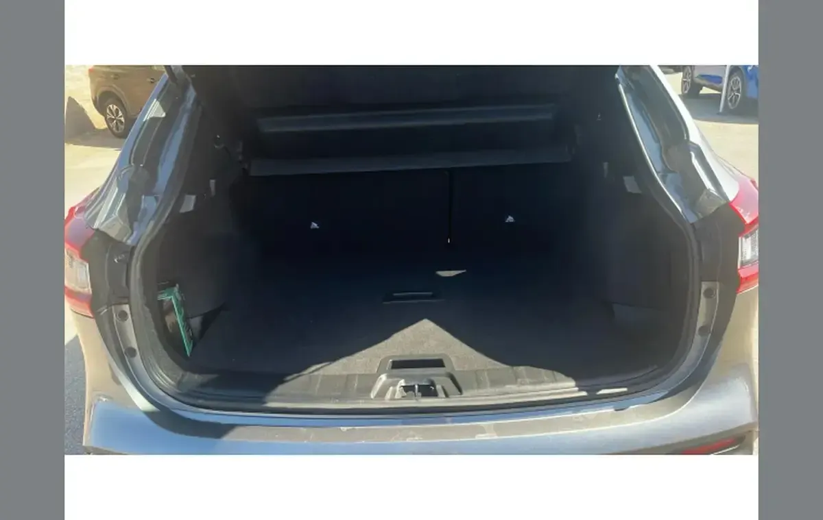 Used Nissan Qashqai N-Motion 140 HP (102 kW) 2020 Grey SUV