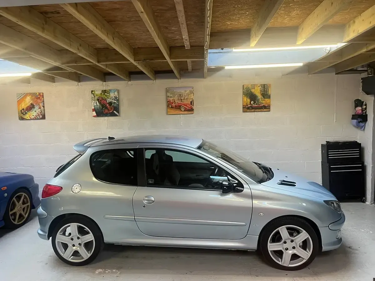 Used Peugeot 206 GTi 140 HP (102 kW) 2005 Silver Hatchback