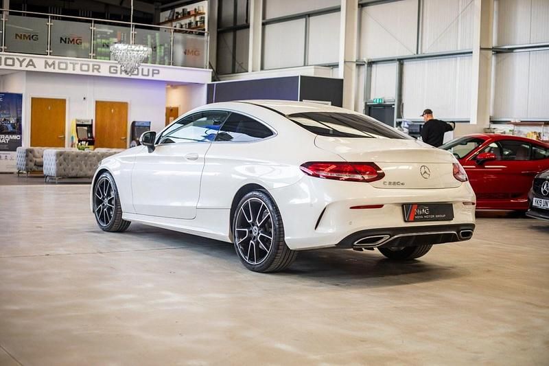 Used Mercedes C220 AMG Line Premium 2018 White Coupe