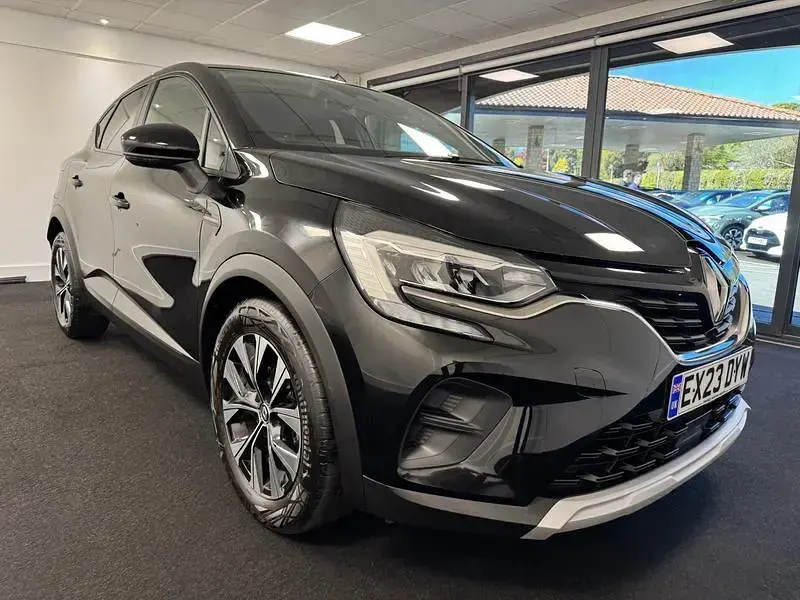 Used Renault Captur Evolution 91 HP (66 kW) 2023 Black SUV