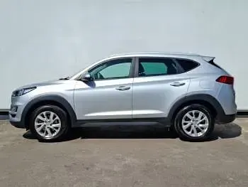 Używany Hyundai Tucson SE 132 KM (97 kW) 2019 Srebrny SUV