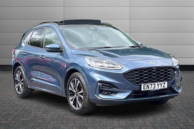 Chrome blue Used 2024 Ford Kuga ST-Line X SUV | £24,750 (Fair price) - Image 1/2