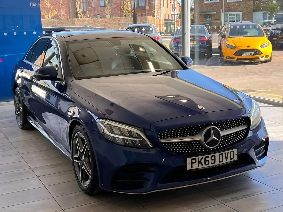 Used Mercedes C220 AMG line 194 HP (142 kW) 2019 Sedan